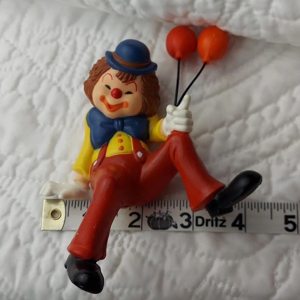 * Enesco Colorful Clown Figurine with Balloons, Shelf Sitter, Vintage